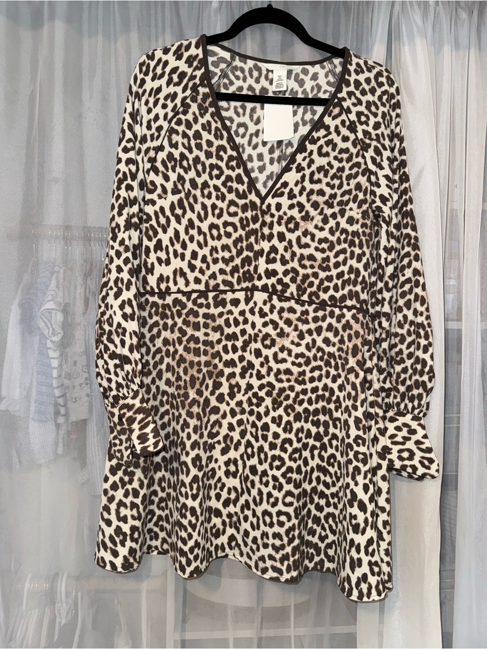 H&M Leopard Print Long Sleeve V-Neck Dress - Cream & Brown